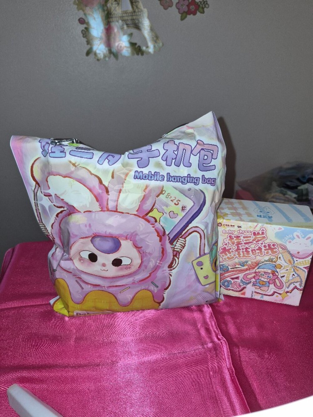 Baby three Mobile hanging bag + bag charm.